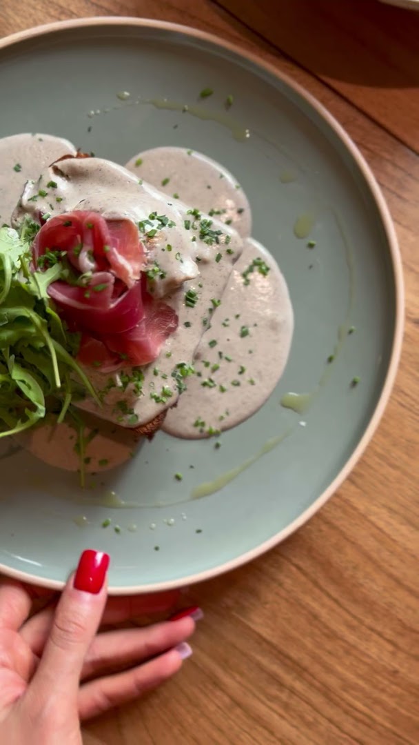 Hugo coffee & brunch · Photos 6